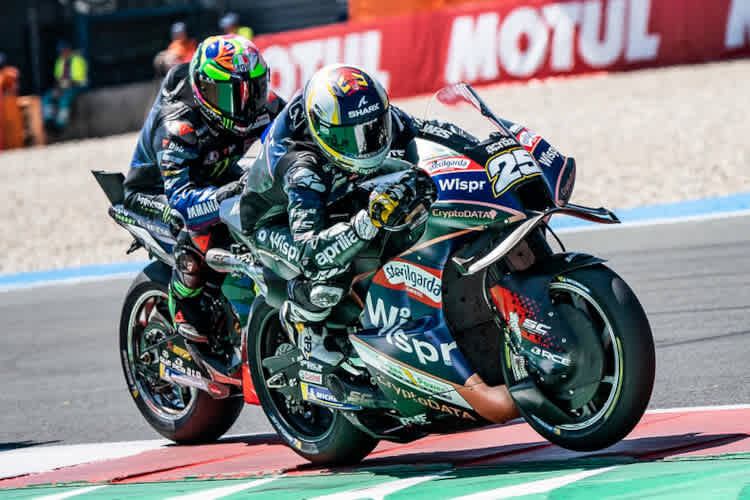 Rául Fernández dicht gefolgt von Franco Morbidelli