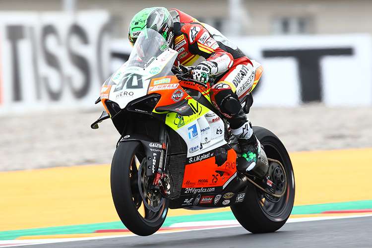 Die Flügel an der Frontverkleidung sorgen für Anpressdruck