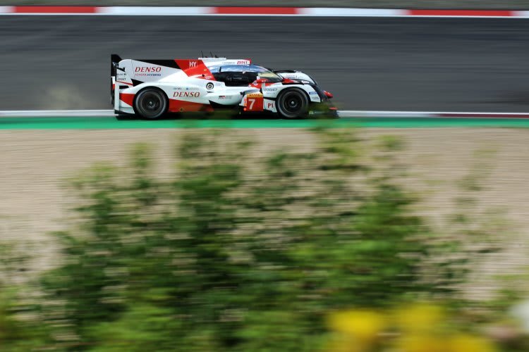 Von allen im Stich gelassen: Toyota mit dem TS050 Hybrid