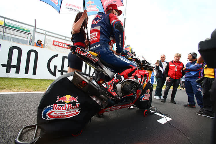 Leon Camier spürt die 250 zusätzlichen Umdrehungen nicht