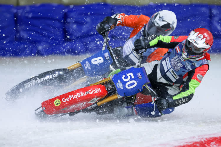 Harald Simon (50) fährt für das Inn-Isar-Racing-Team