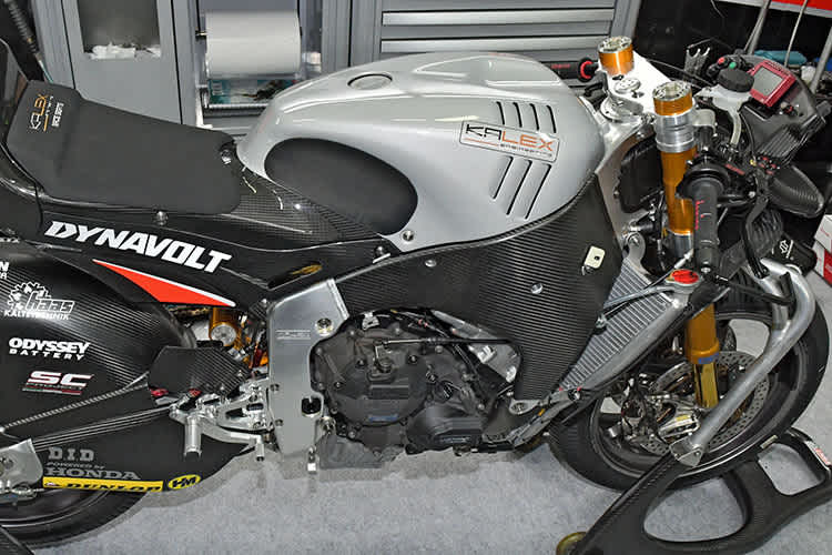 Die Kalex des Teams Dynavolt Intact GP