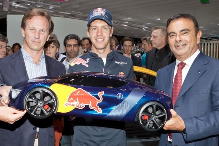 Carlos Ghosn (rechts) mit Christian Horner und Sebastian Vettel zu besseren Tagen von Red Bull Racing-Renault