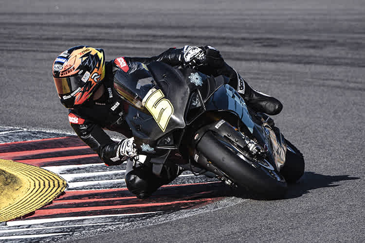 Philipp Öttl auf der Ducati Panigale V4R