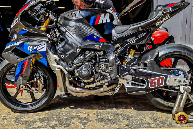 Die BMW M1000RR produziert zu wenig Grip