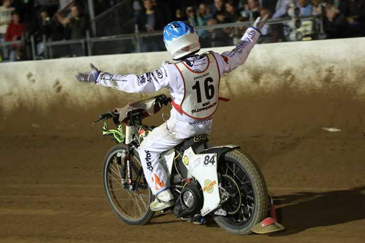 Martin Smolinski lässt sich feiern