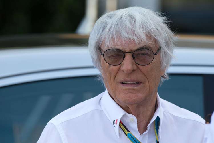 Bernie Ecclestone blickt augenzwinkernd auf das vergangene Jahr zurück