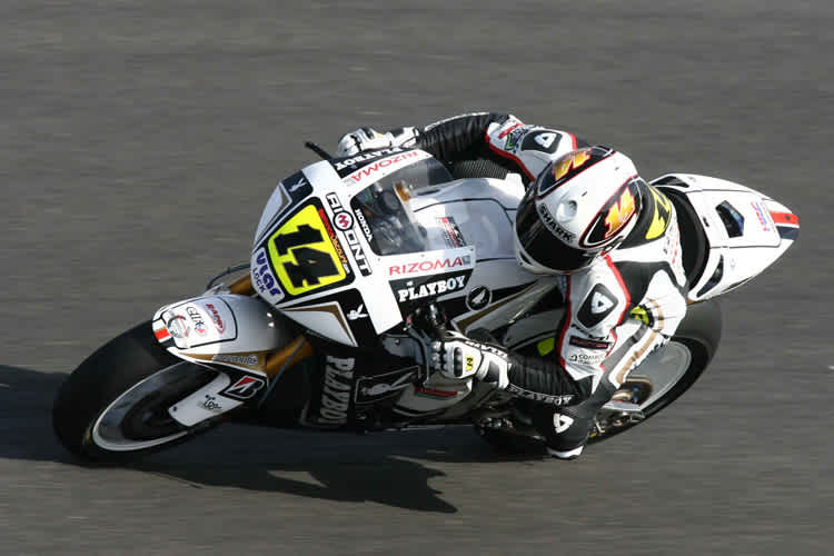 Randy de Puniet im Playboy-Look