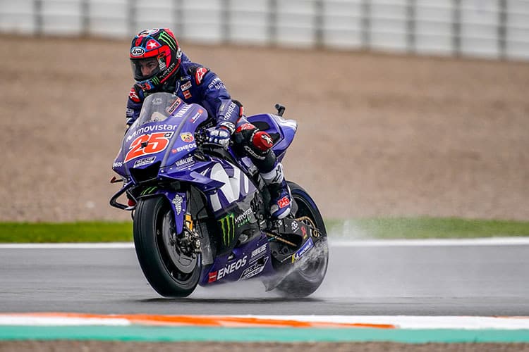 Maverick Viñales in Valencia 2018: Flügel hinten unten als Wasserabweiser
