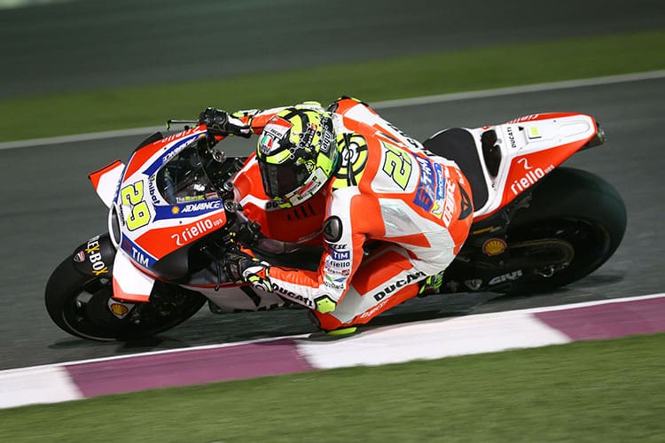 Andrea Iannone auf der Ducati für 2016