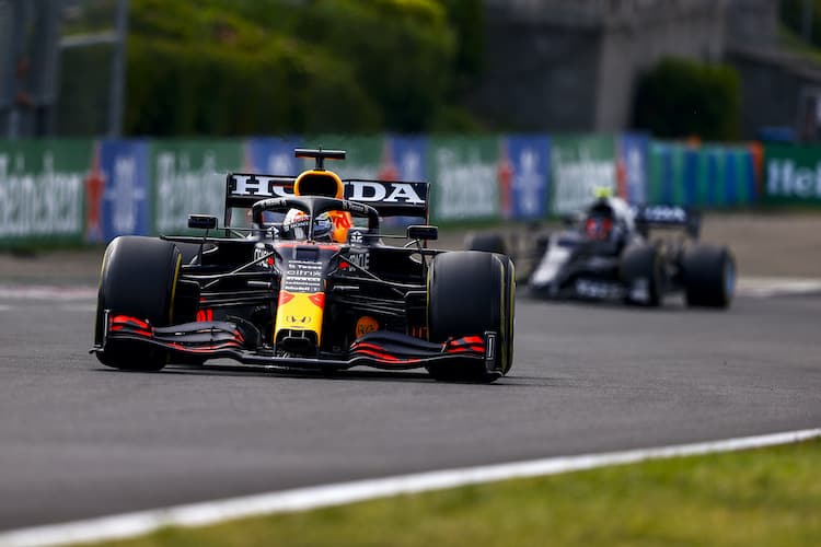 Max Verstappen kämpfte sich als Zehnter ins Ziel