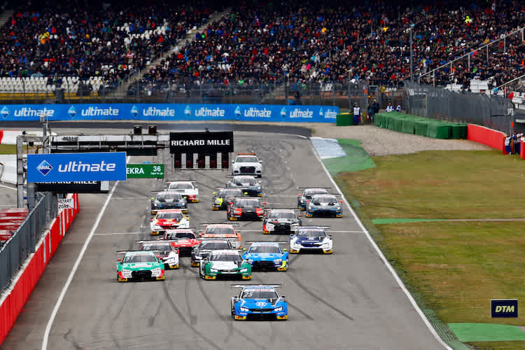 Die DTM ist in die Turbo-Ära gestartet
