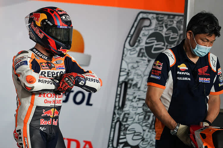 Stefan Bradl macht sich bereit für den Argentinien-GP