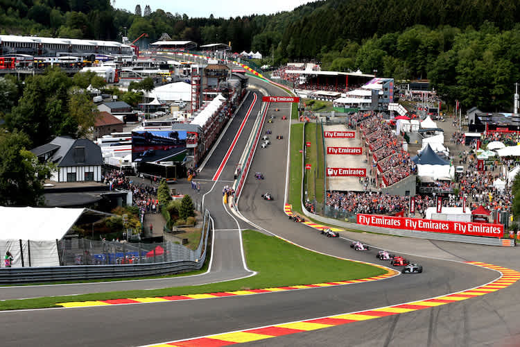 Kurz nach dem Start zum Grossen Preis von Belgien 2018