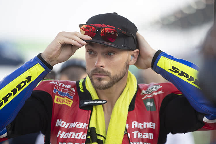 Leon Camier musste bei Honda einiges ertragen