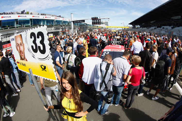 Die Fans können in die Startaufstellung