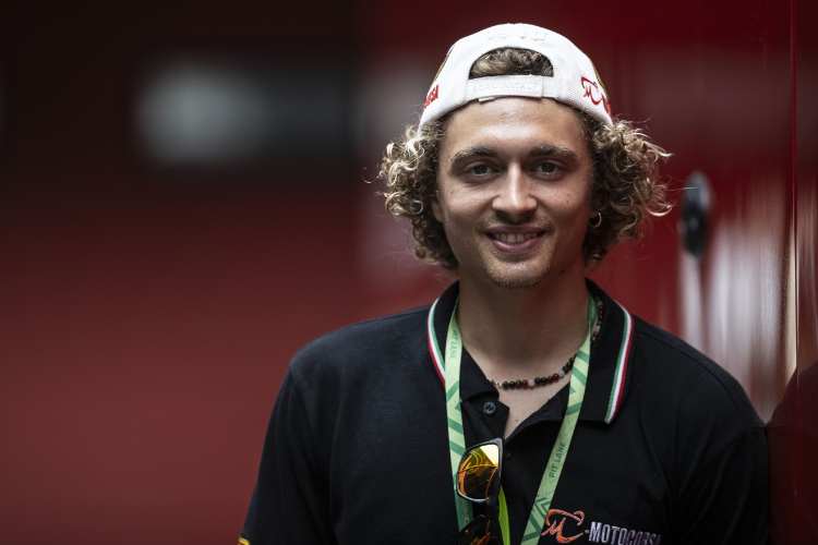 Axel Bassani fragt sich: Besser in einem japanischen Werksteam oder auf einer privaten Ducati?