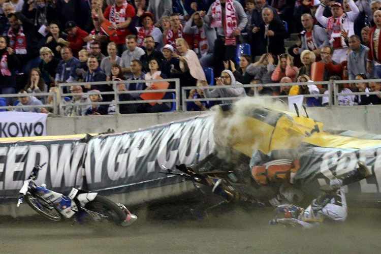 Sturz von Jason Doyle und Chris Harris