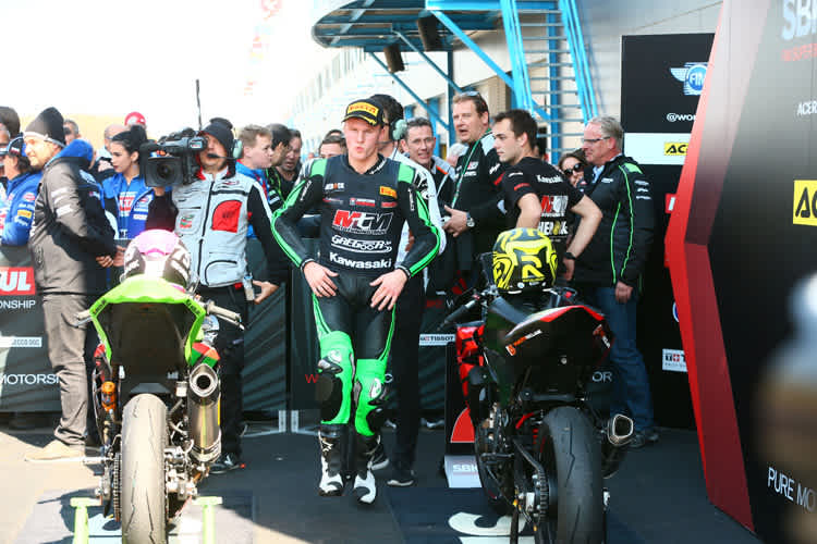 Scott Deroue war in Assen auf Krücken unterwegs