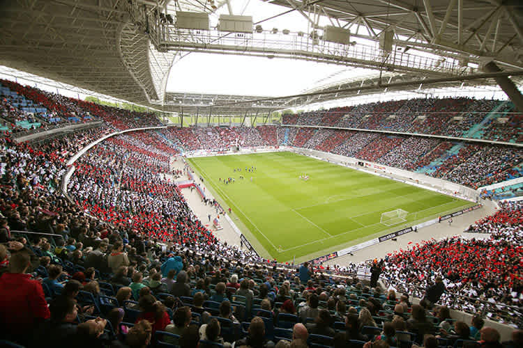 Marc Márquez wird in der Red Bull-Arena eine Runde drehen