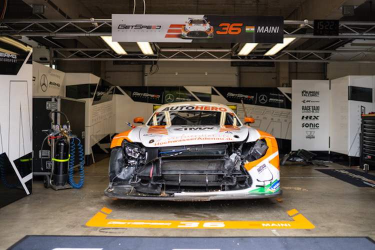 Der Mercedes von Arjun Maini