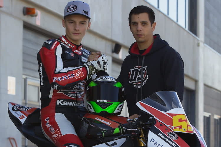 David Salom (re) mit seinem Supersport-Piloten Ilya Mikhalchik