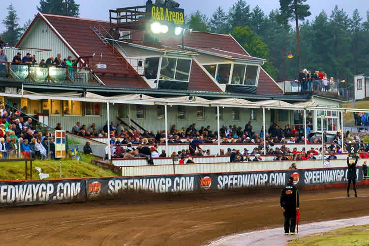 Die G&B Arena in Malilla