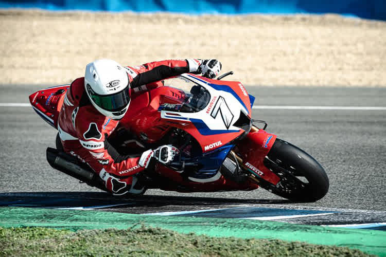 Iker Lecuona auf der Honda Fireblade