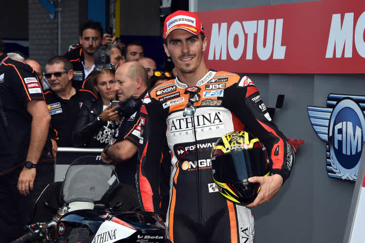 Loris Baz im Parc Fermé