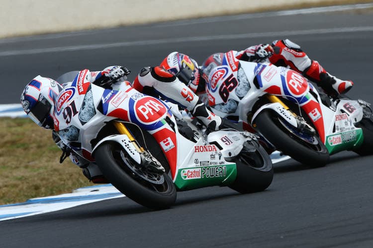 Jonathan Rea (65) und Leon Haslam (91) hoffen auf bessere Ergebnisse