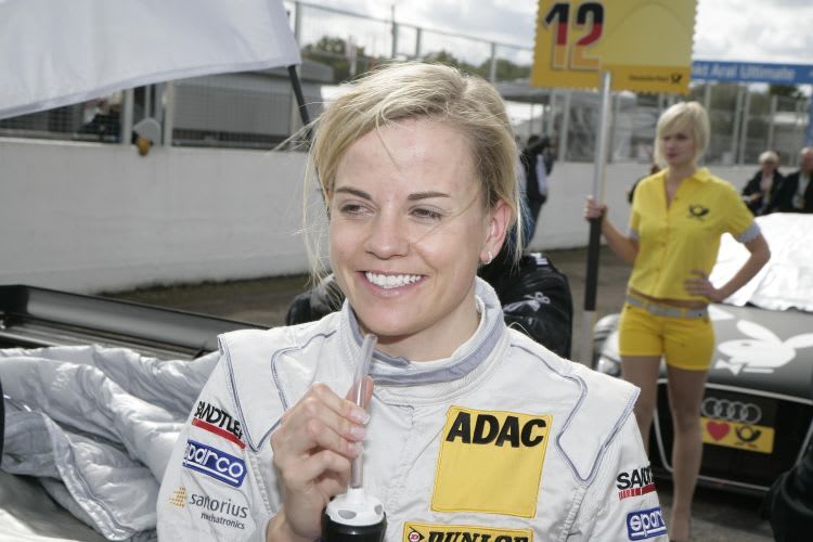 Operation und Umzug: Susie Stoddart.