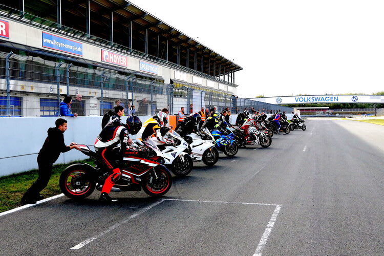 Der Le Mans-Start gehört auch in Oschersleben zum Programm