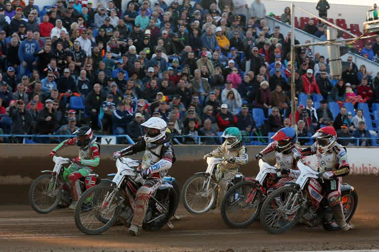 Michael Härtel (weiß) führte das Finale lange an