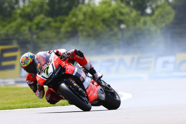 Das Desaster kündigte sich mit viel Rauch an