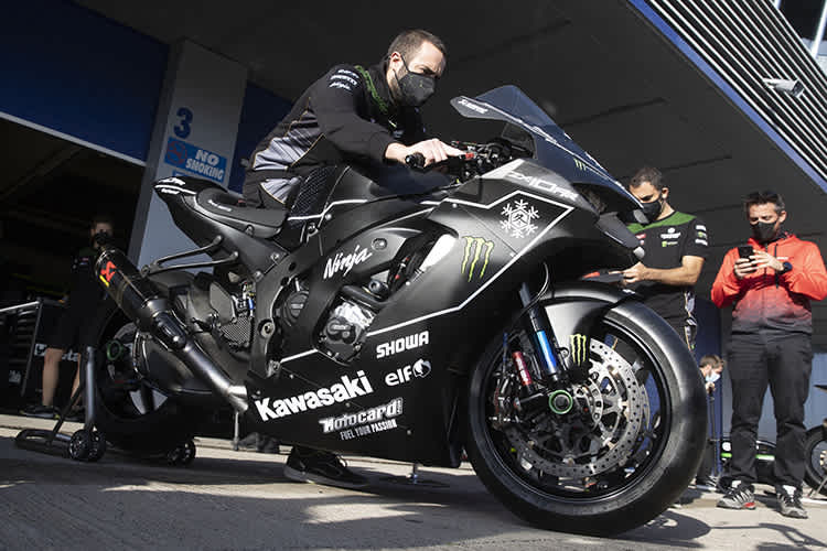 Die Kawasaki ZX-10RR 2021