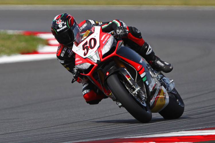 Sylvain Guintoli liegt in der Superbike-WM sechs Punkte vor Tom Sykes