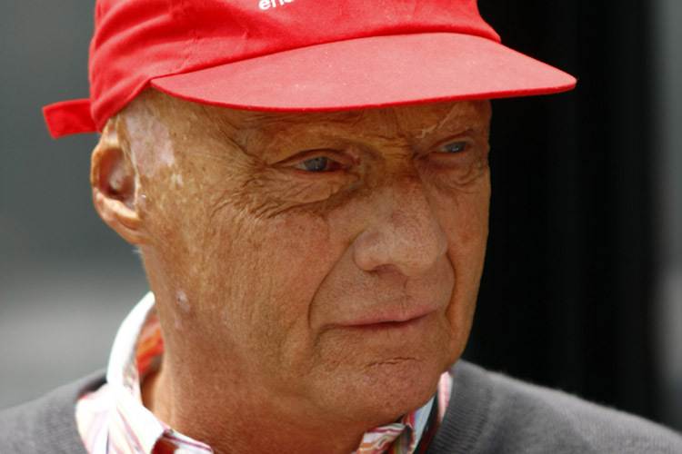 Niki Lauda schaut skeptisch in die Golfregion