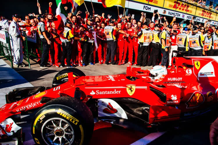 Riesenfreude bei Ferrari nach dem Sieg von Sebastian Vettel