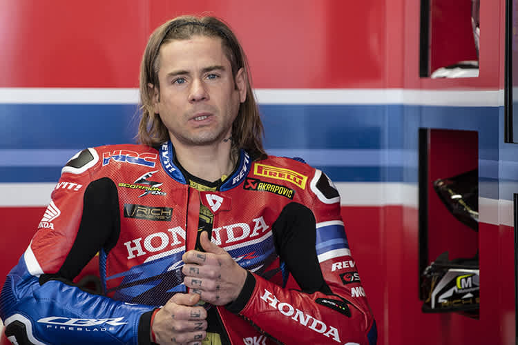 Alvaro Bautista litt auf dem Motorrad