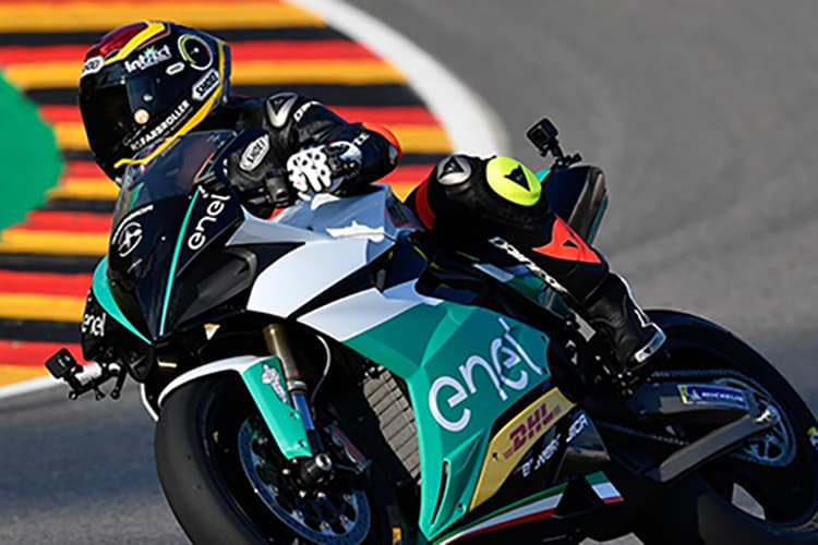 Sandro Cortese auf der MotoE-Maschine von Energica
