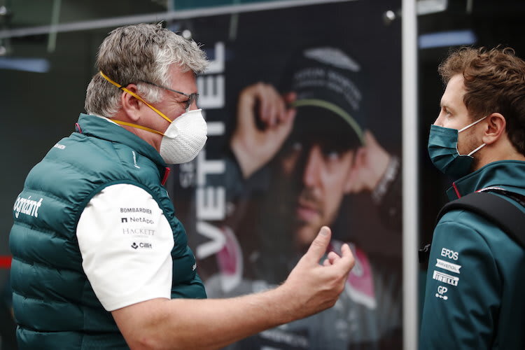 Otmar Szafnauer und Sebastian Vettel