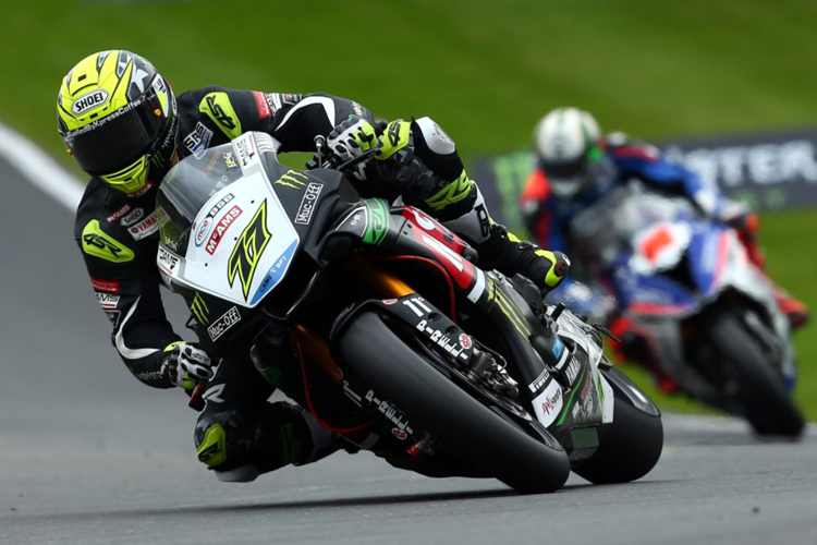 Erster Saisonsieg für James Ellison