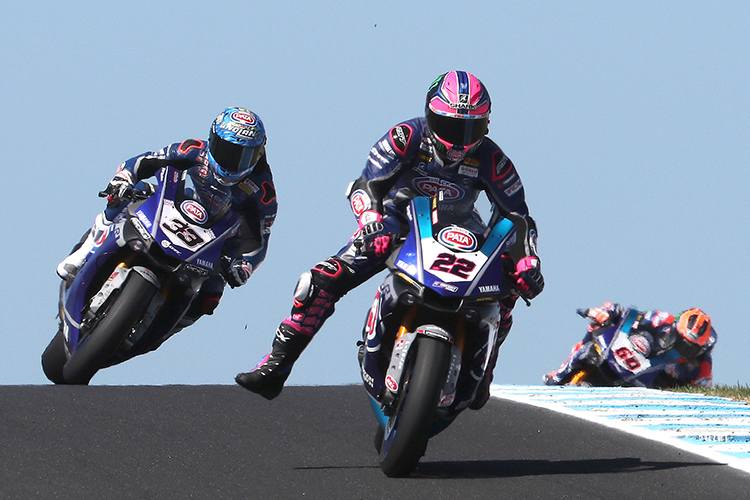 Alex Lowes vor Marco Melandri