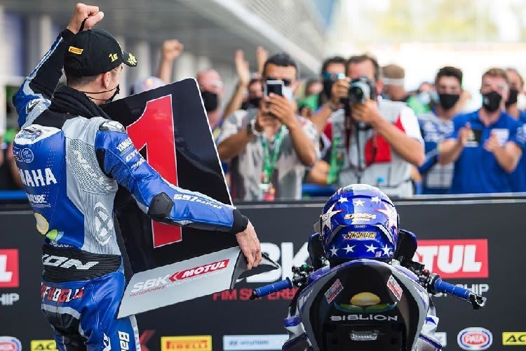 Kenan Sofuoglu hielt den Moment mit dem Smartphone fest