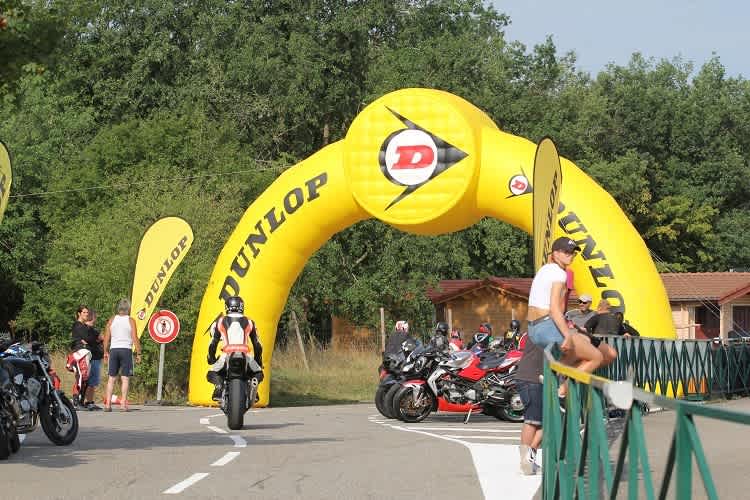 Am 5. August lädt Dunlop auf den Anneau du Rhin ein zum Dunlop Ride & Test Day