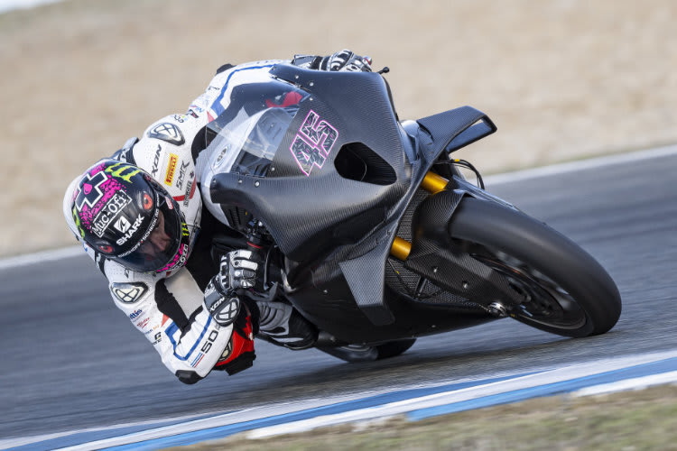 Scott Redding mit der neuen BMW M1000RR in Jerez