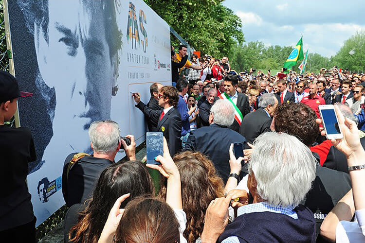 Auch Fernando Alonso ehrte Ayrton Senna