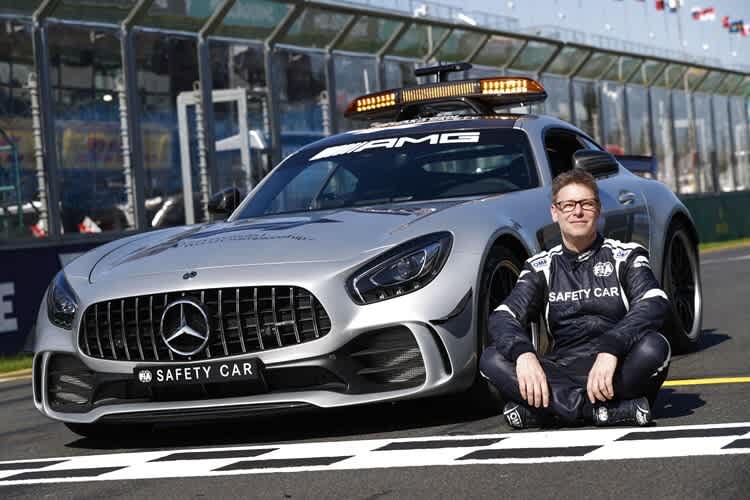 Bernd Mayländer mit seinem Silberpfeil