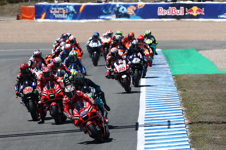 Jack Miller (43) führte gleich nach dem Start