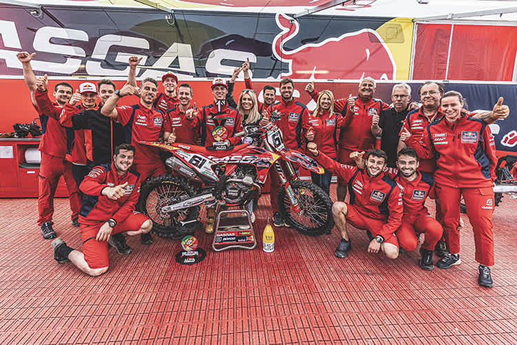 Jorge Prado freute sich mit dem GASGAS-Team